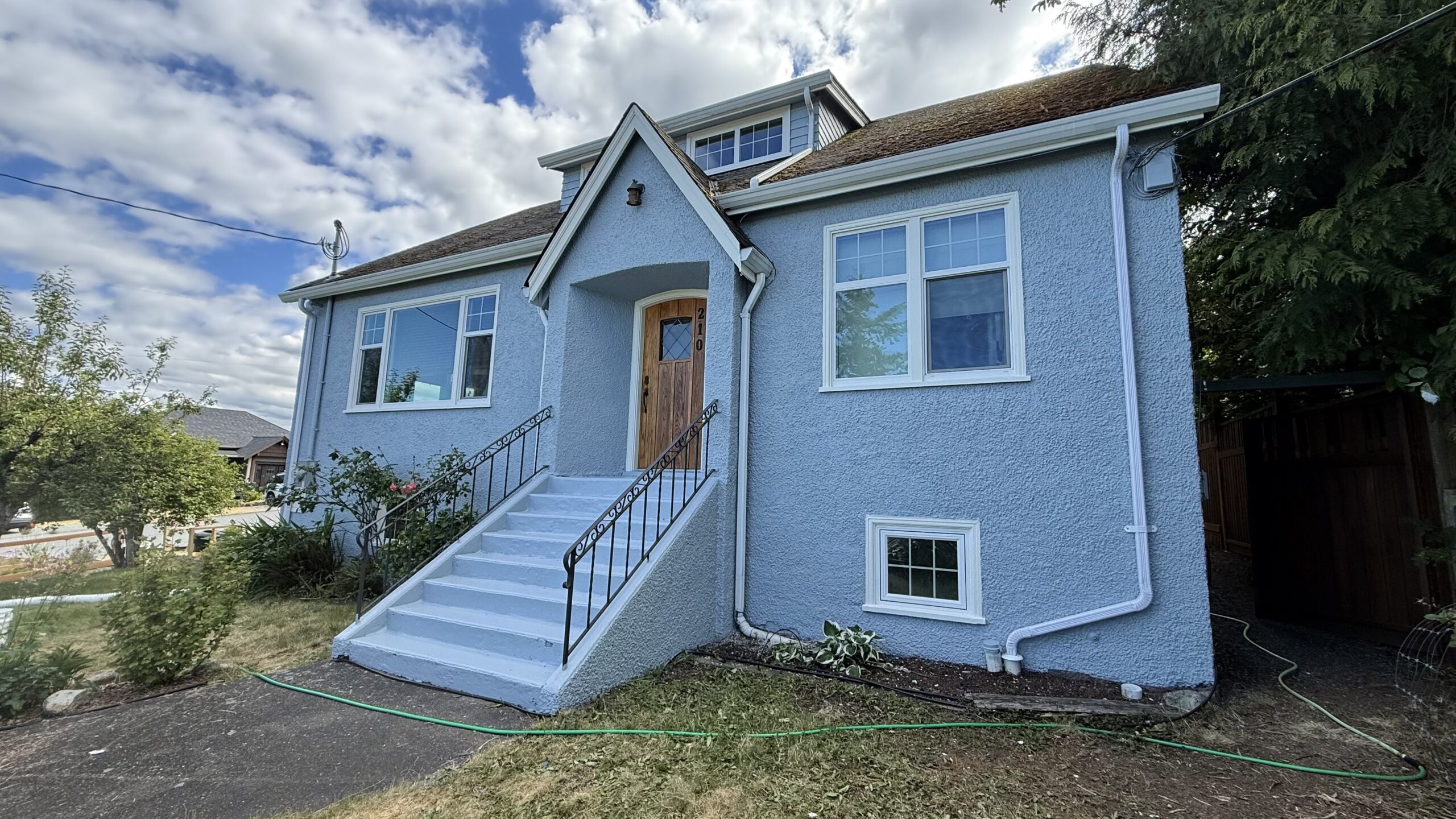 Exterior Painting in Ladysmith, BC
